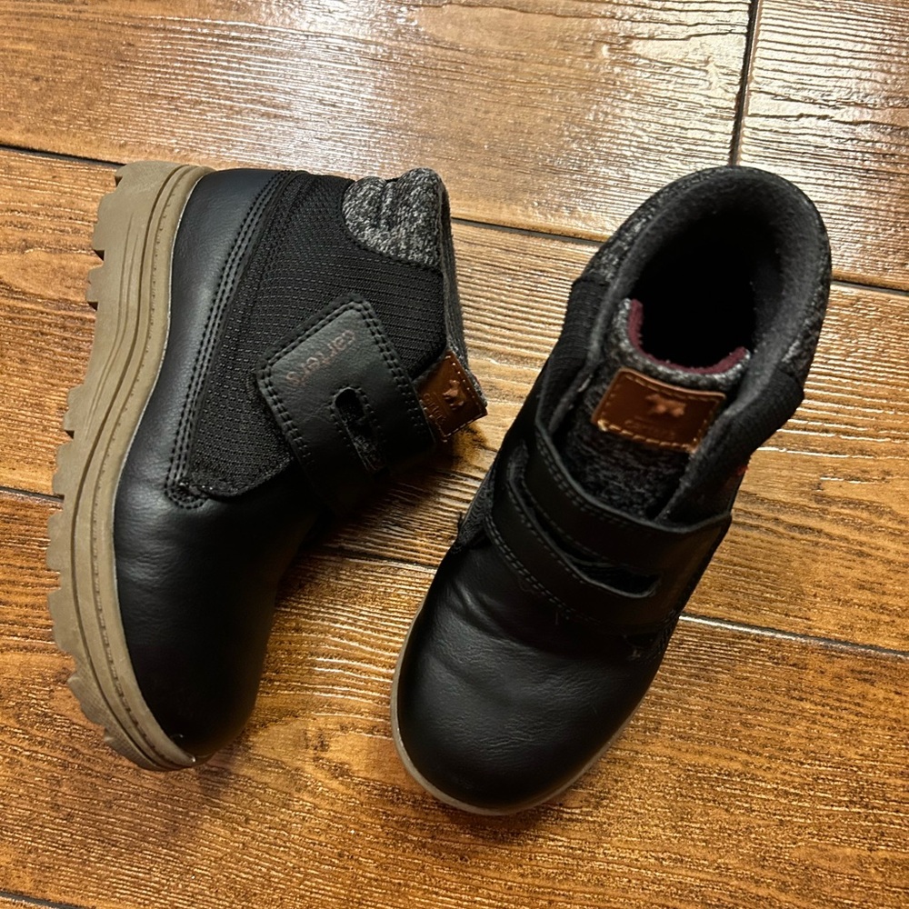 •Classic Black boots•EUC•Carters•size 12•